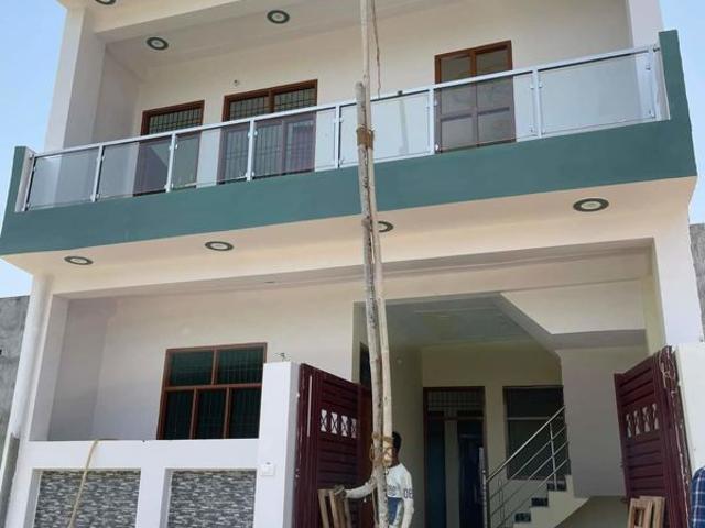 Resale | 3 BHK + Prayer Room,Servant Room,Study Room 1800 Sq.Ft. Independent House in Arjunganj