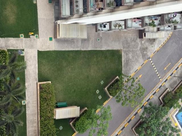 Resale | 3 BHK + Prayer Room,Servant Room,Study Room 2550 Sq.Ft. Apartment in Tata Primanti Tower Residences
