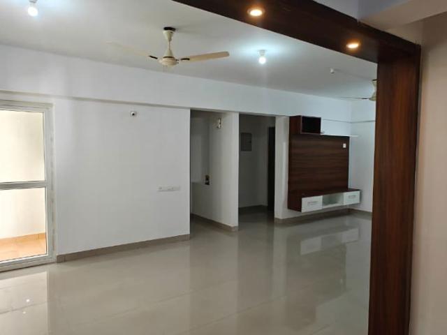 Resale | 3 BHK + Prayer Room,Servant Room,Study Room,Extra Room,Basement,Store Room 1400 Sq.Ft. Apartment in Nakshatra Celestia Bangalore
