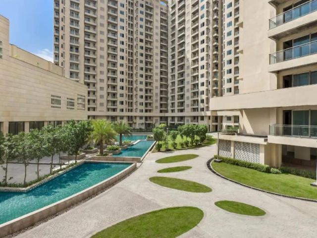Resale | 3 BHK + Prayer Room,Servant Room,Study Room,Extra Room,Basement,Store Room 1860 Sq.Ft. Apartment in Ambience Creacions