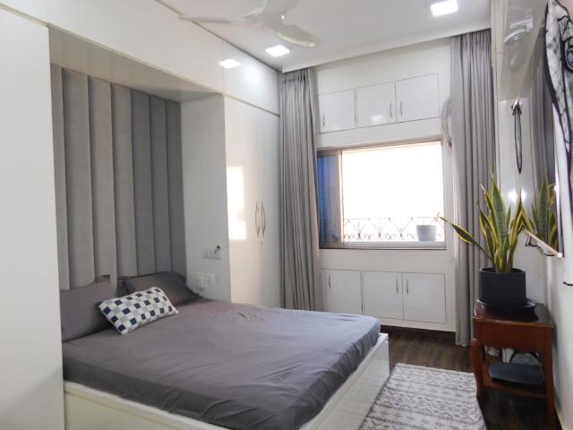 Resale | 3 BHK + Prayer Room,Servant Room,Study Room,Extra Room,Basement,Store Room 1073 Sq.Ft. Apartment in Oberoi Sky City