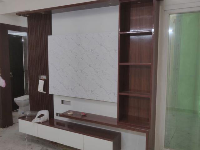 Resale | 3 BHK + Prayer Room,Servant Room,Study Room,Extra Room,Basement,Store Room 1185 Sq.Ft. Apartment in Gaurs Siddhartham