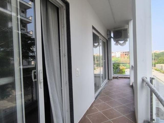 Resale | 3 BHK + Prayer Room,Servant Room,Study Room,Store Room 2025 Sq.Ft. Apartment in BPTP Amstoria Country Floor