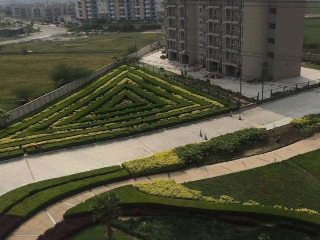 Resale | 3 BHK + Prayer Room,Servant Room 1898 Sq.Ft. Apartment in Adani M2K Oyster Grande