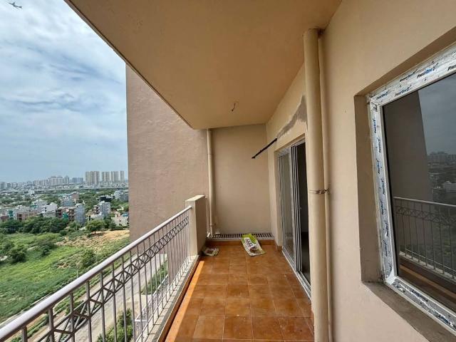 Resale | 3 BHK + Prayer Room,Servant Room 2103 Sq.Ft. Apartment in Tashee Capital Gateway