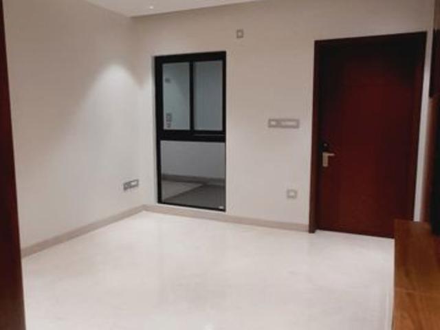 Resale | 3 BHK + Prayer Room,Servant Room 3650 Sq.Ft. Apartment in Aparna One