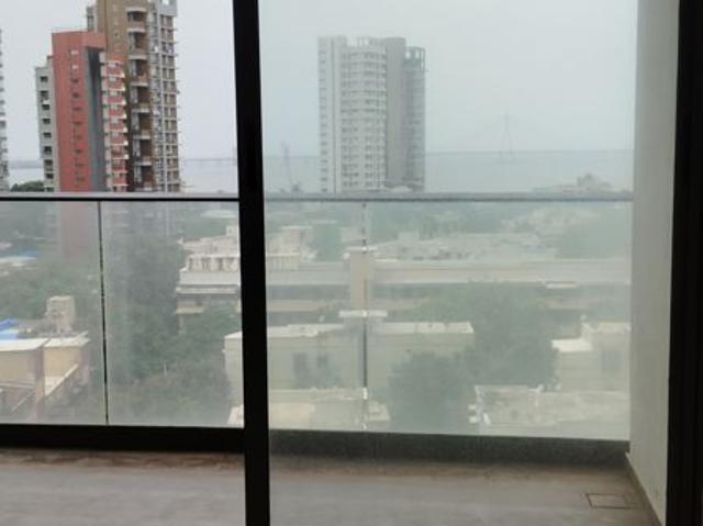 Resale | 3 BHK + Prayer Room,Study Room,Extra Room 1077 Sq.Ft. Apartment in Moraj Opulence