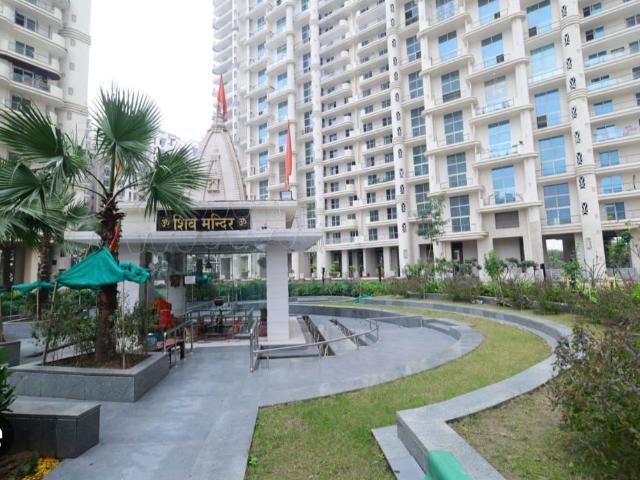 Resale | 3 BHK + Prayer Room,Study Room,Store Room 2510 Sq.Ft. Apartment in Sector 78