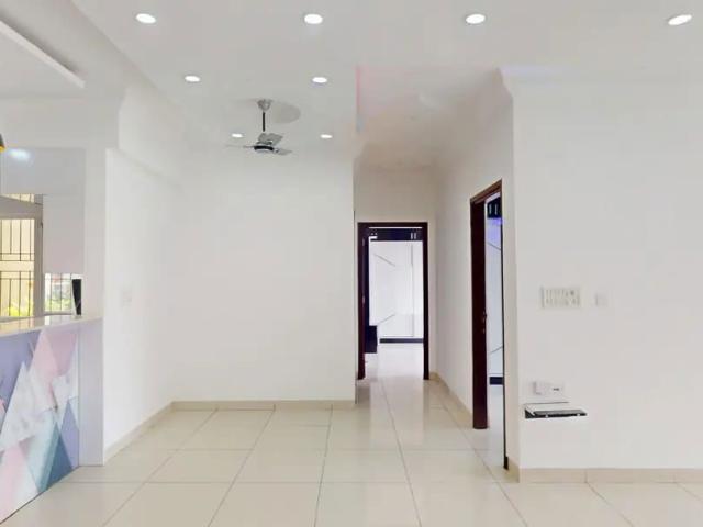 Resale | 3 BHK + Prayer Room,Store Room 1850 Sq.Ft. Apartment in Salarpuria Sattva Cadenza