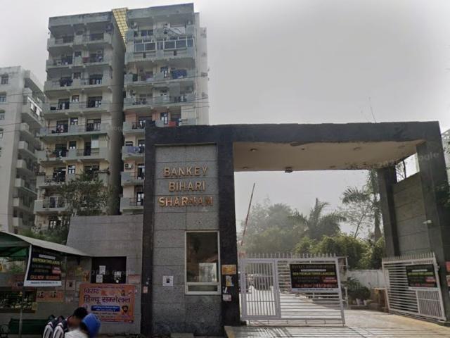 Resale | 1231 Sq.Ft. Apartment in Raj Nagar Extension