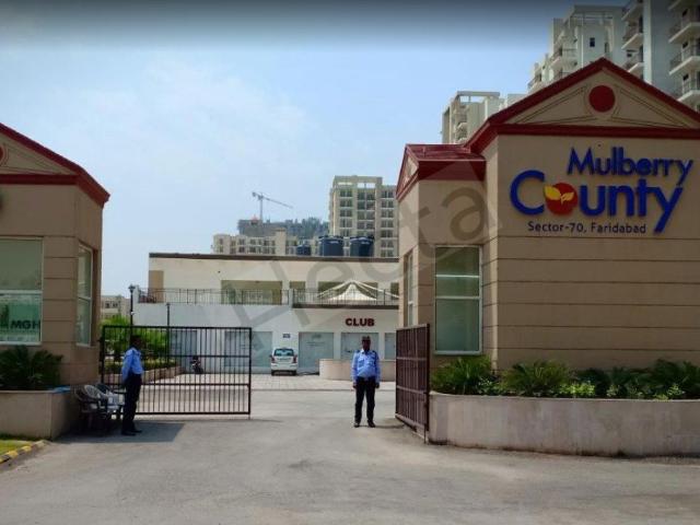 Resale | 141 Sq.Mt. Apartment in Mujeri