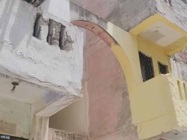Resale | 18 Sq.Mt. Apartment in Narela