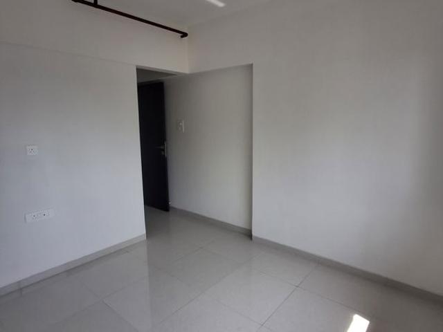 Resale | 1.5 BHK 532 Sq.Ft. Apartment in A K Aaditya Residences