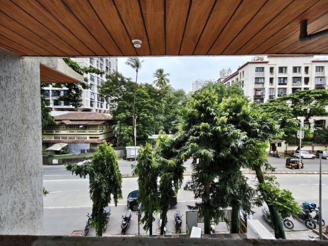 Resale | 1.5 BHK 535 Sq.Ft. Apartment in Royal Eksar Apartment