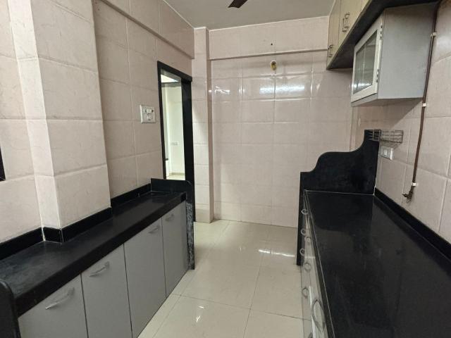 Resale | 1.5 BHK 550 Sq.Ft. Apartment in Sheth Midori