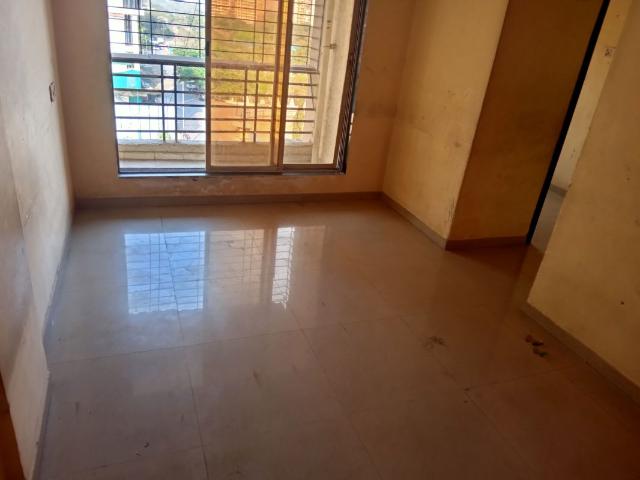 Resale | 1.5 BHK 700 Sq.Ft. Apartment in Taloja Sector 10