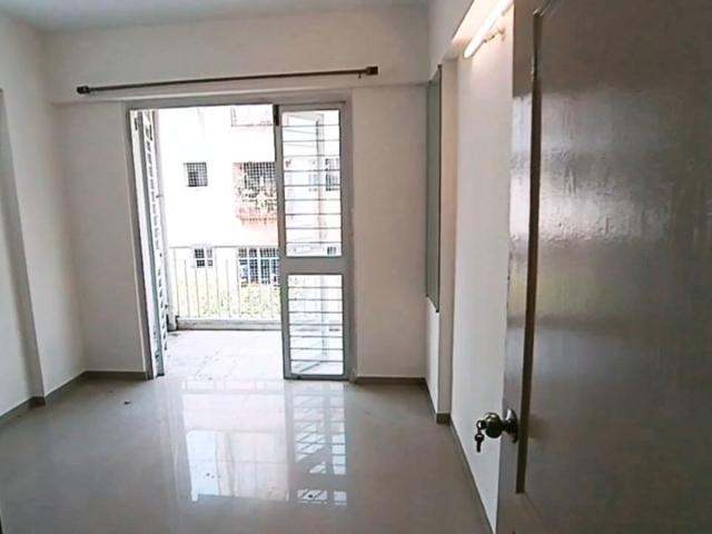 Resale | 1.5 BHK + 800 Sq.Ft. Apartment in Goel Ganga Sparsh