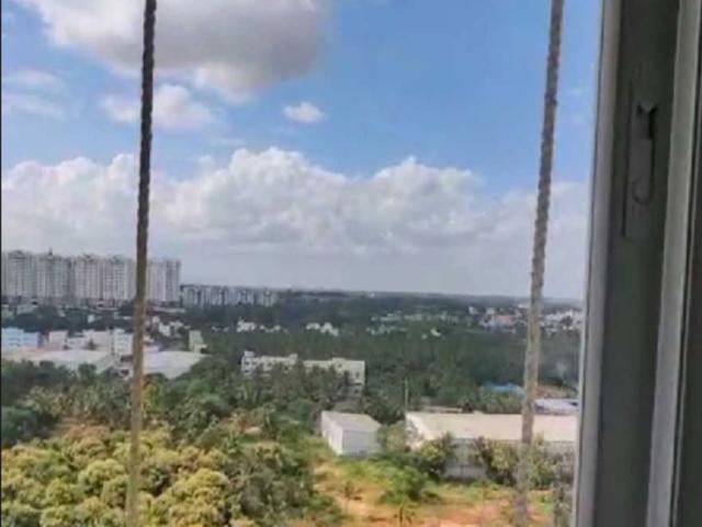 Resale | 1.5 BHK + Extra Room 1005 Sq.Ft. Apartment in Rohan Upavan