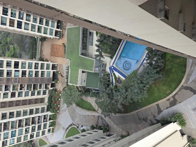 Resale | 1.5 BHK + Pooja Room 545 Sq.Ft. Apartment in Kalpataru The Sunrise