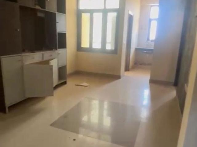 Resale | 1.5 BHK + Store Room 670 Sq.Ft. Apartment in Techman Moti Residency
