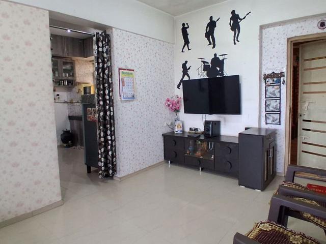 Resale | 1.5 BHK + Study Room 750 Sq.Ft. Apartment in Goel Ganga Amrut Ganga