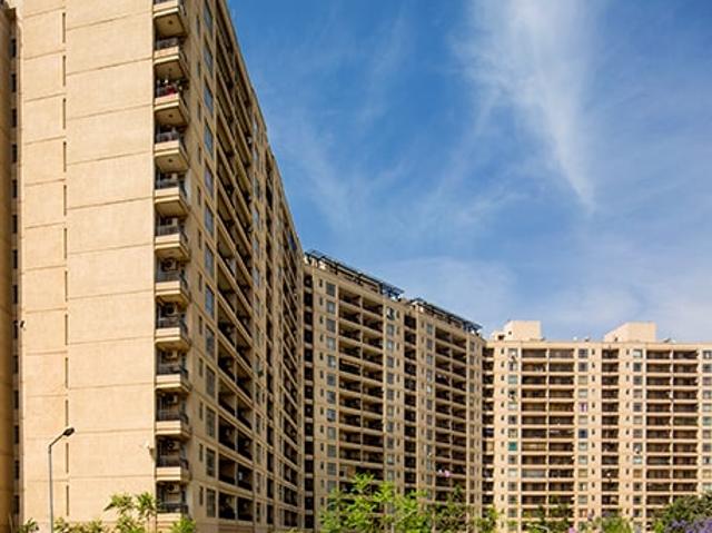 Resale | 1 BHK 1343 Sq.Ft. Apartment in Central Park II The Room