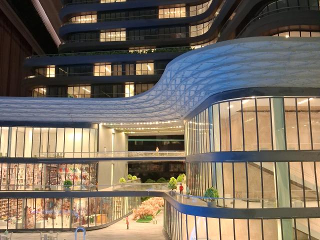 Resale | 1 BHK 1605 Sq.Ft. Apartment in Central Park Bellavista Towers