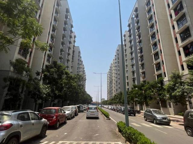 Resale | 1 BHK + 279 Sq.Ft. Apartment in Lodha Crown Jasmine D E And F