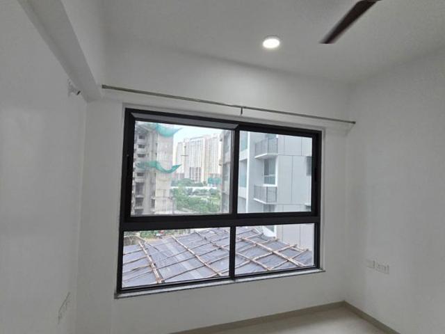 Resale | 1 BHK 318 Sq.Ft. Apartment in Piramal Vaikunth