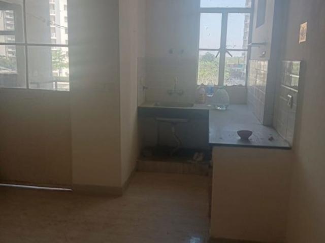 Resale | 1 BHK + 358 Sq.Ft. Apartment in Signature Global Signum 107