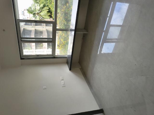 Resale | 1 BHK 350 Sq.Ft. Apartment in Madhumalti CHS