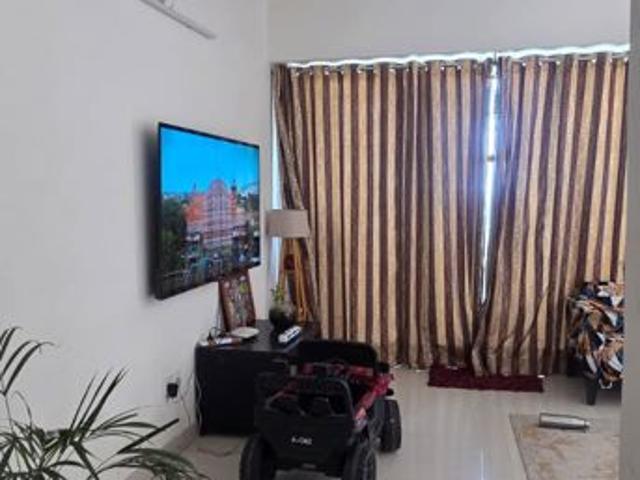 Resale | 1 BHK 372 Sq.Ft. Apartment in Amanora Metro Tower