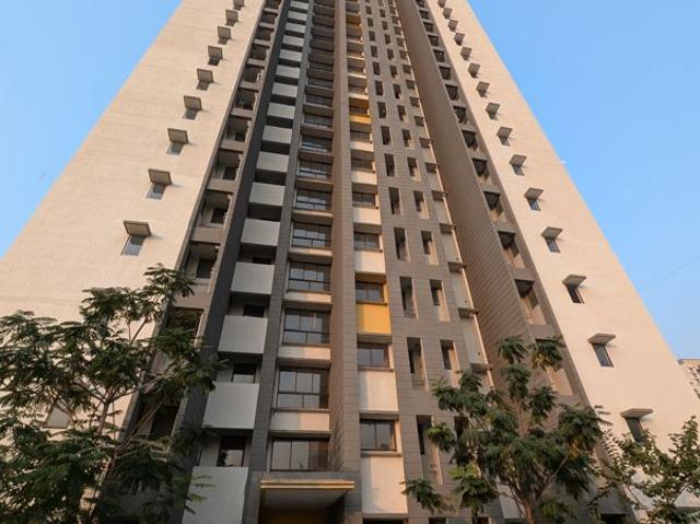 Resale | 1 BHK + 390 Sq.Ft. Apartment in Vardoli