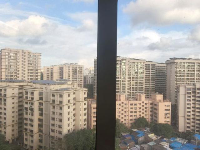 Resale | 1 BHK + 390 Sq.Ft. Apartment in L&T Emerald Isle