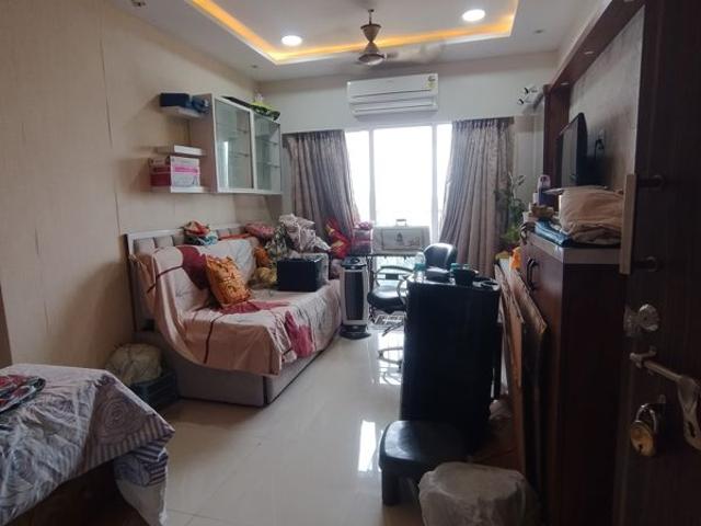Resale | 1 BHK 400 Sq.Ft. Apartment in Ashar Metro Towers