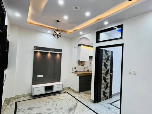 Resale | 1 BHK + 400 Sq.Ft. Apartment in Sargam Apartment Chembur