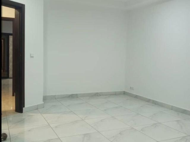 Resale | 1 BHK 419 Sq.Ft. Apartment in Godrej Nirvaan