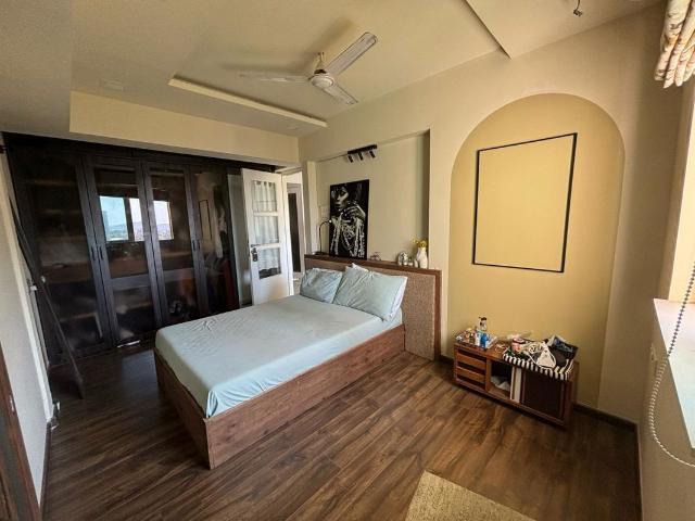 Resale | 1 BHK 410 Sq.Ft. Apartment in Kabra Aurum