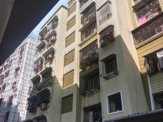 Resale | 1 BHK 410 Sq.Ft. Apartment in Neha Apartment Dahisar