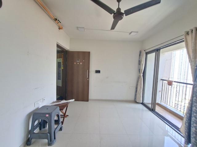 Resale | 1 BHK 422 Sq.Ft. Apartment in Runwal Eirene