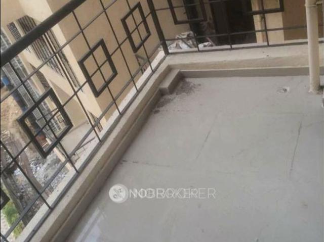 Resale | 1 BHK 430 Sq.Ft. Apartment in Charms Heights