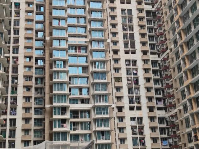 Resale | 1 BHK 459 Sq.Ft. Apartment in Marathon Nexzone Zenith 2
