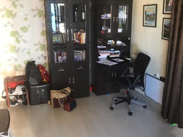 Resale | 1 BHK + 450 Sq.Ft. Apartment in Thane West