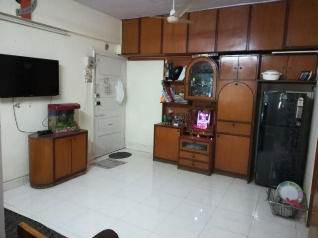 Resale | 1 BHK 450 Sq.Ft. Apartment in The Tenants CHS