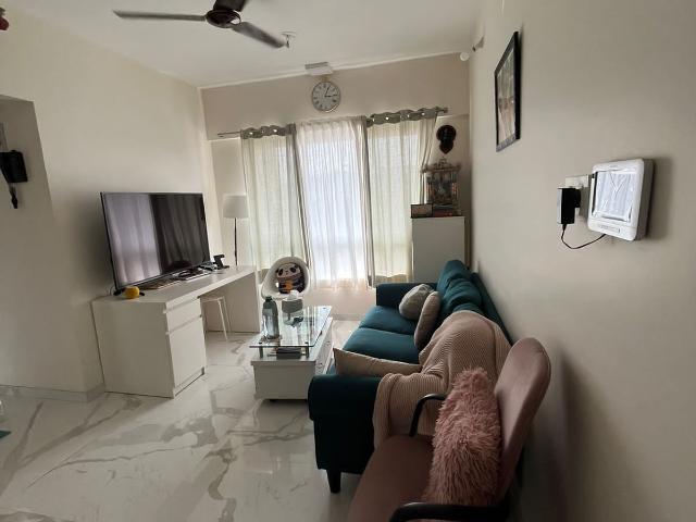 Resale | 1 BHK 450 Sq.Ft. Apartment in Blumen Apartments