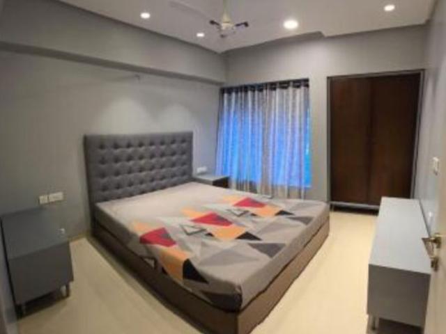 Resale | 1 BHK 450 Sq.Ft. Apartment in Kalpataru Hills