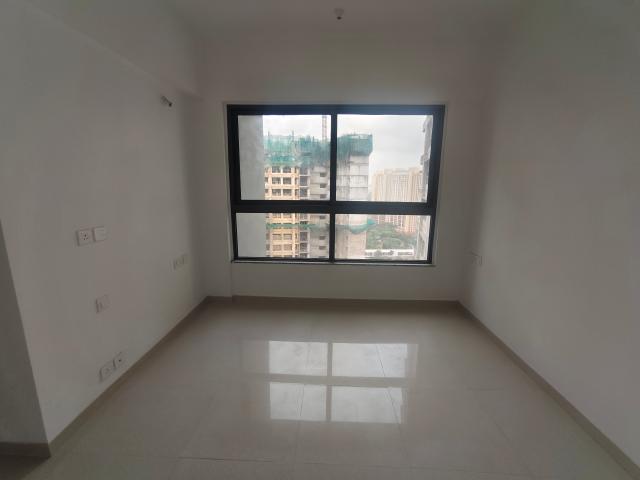 Resale | 1 BHK 450 Sq.Ft. Apartment in Kalpataru Immensa