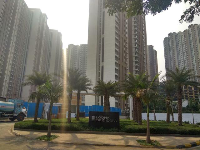 Resale | 1 BHK 450 Sq.Ft. Apartment in Lodha Splendora