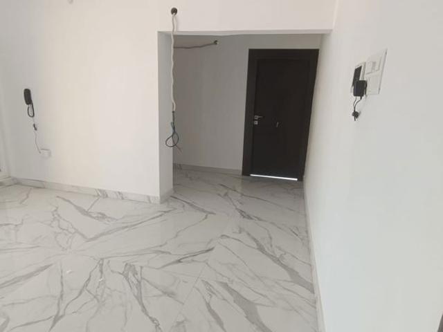 Resale | 1 BHK 450 Sq.Ft. Apartment in Raj Mandir CHS