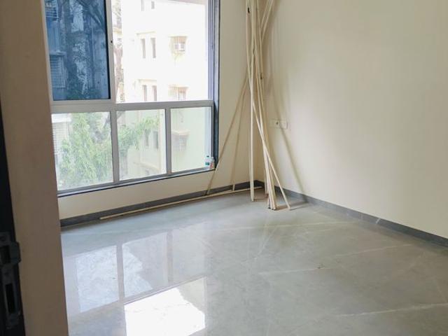 Resale | 1 BHK 465 Sq.Ft. Apartment in Malad West